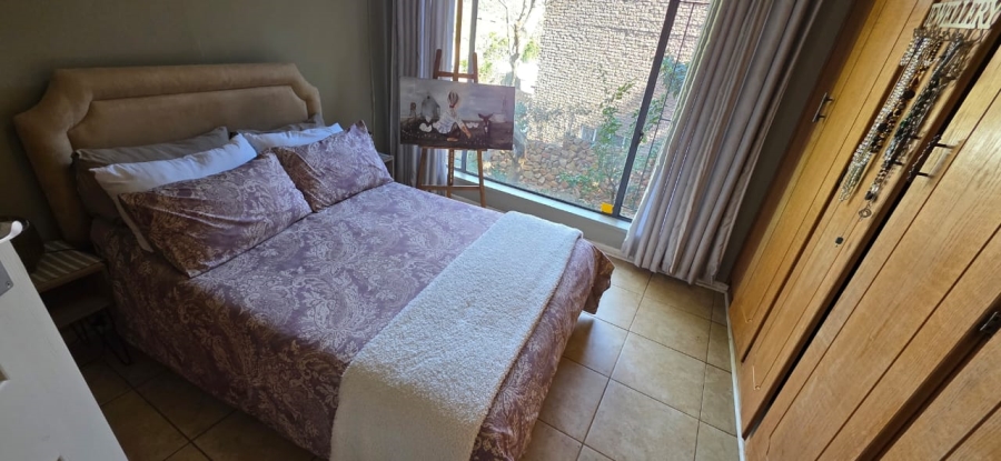 To Let 7 Bedroom Property for Rent in Safari Gardens North West